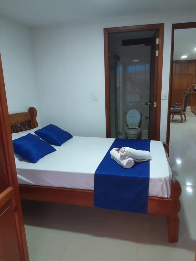 Hotel Jardin De Rosas Kültér fotó
