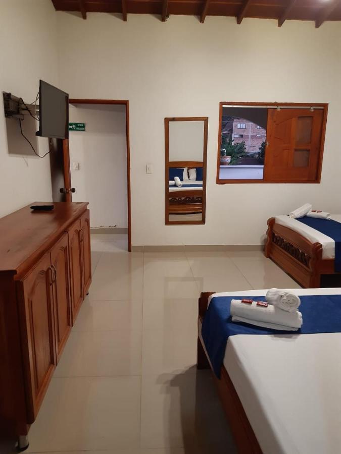 Hotel Jardin De Rosas Kültér fotó